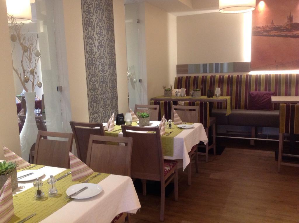 Hotel Restaurant Haus Odendahl Köln Eksteriør bilde