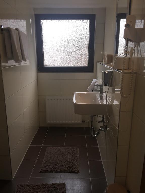 Hotel Restaurant Haus Odendahl Köln Eksteriør bilde